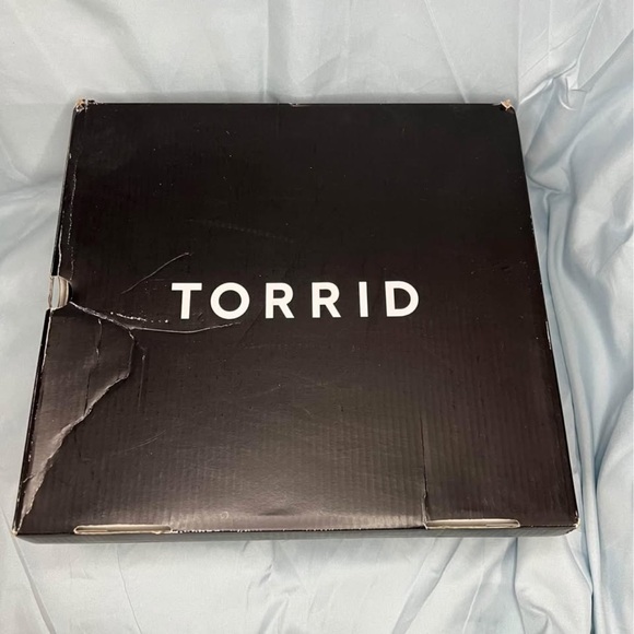 Torrid Boots 👢 - Picture 2 of 4